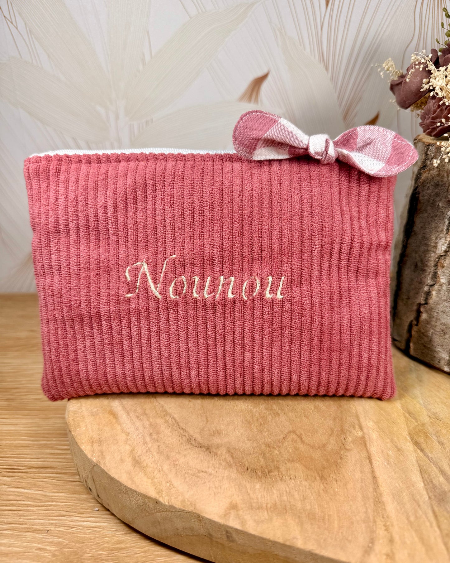 Calins et reves petite pochette personnalisée brodée