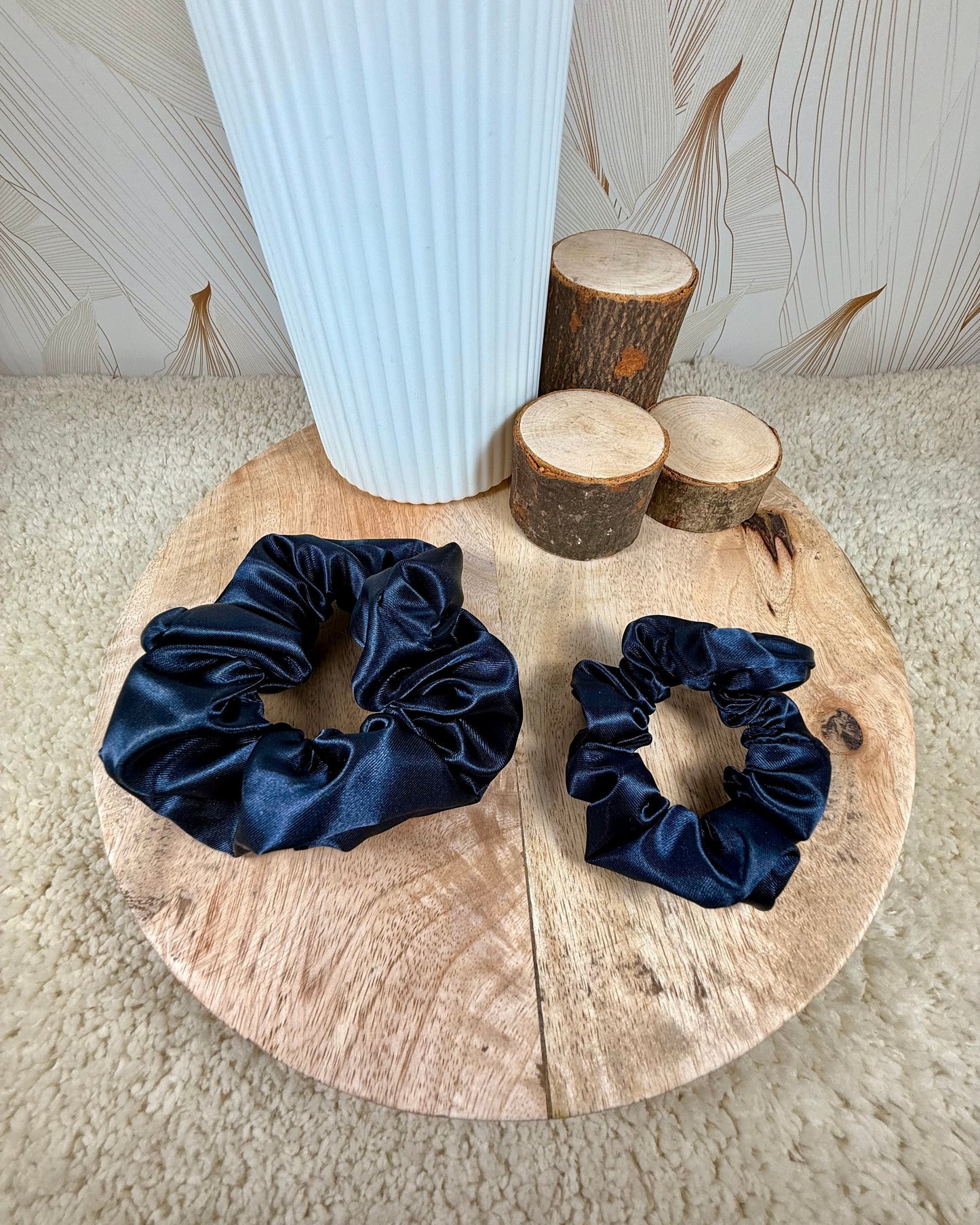 Câlins et Rêves chouchous satin bleu marin