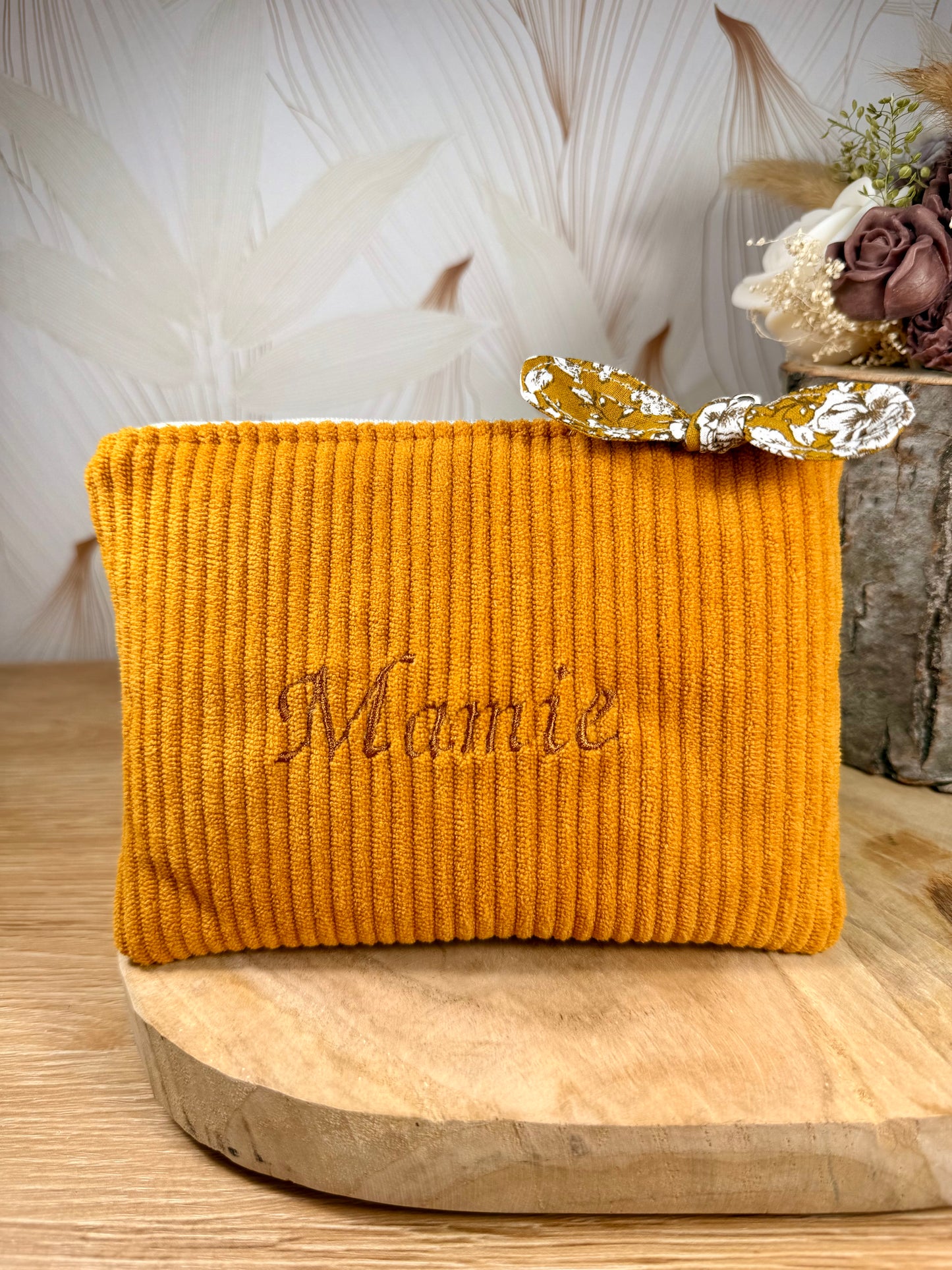 Câlins et Rêves petite pochette velours côtelé jaune