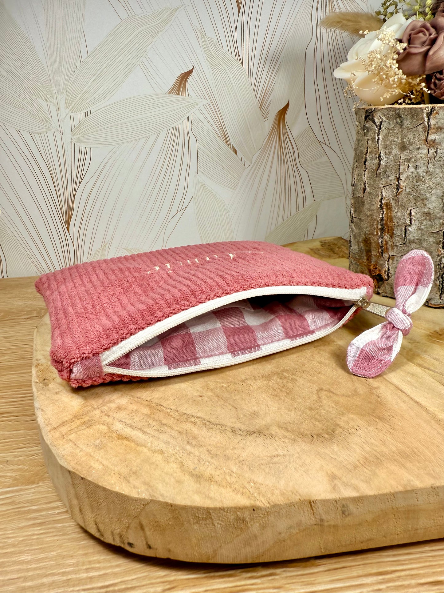 Câlins et Rêves petite pochette velours côtelés vieux rose vichy rose