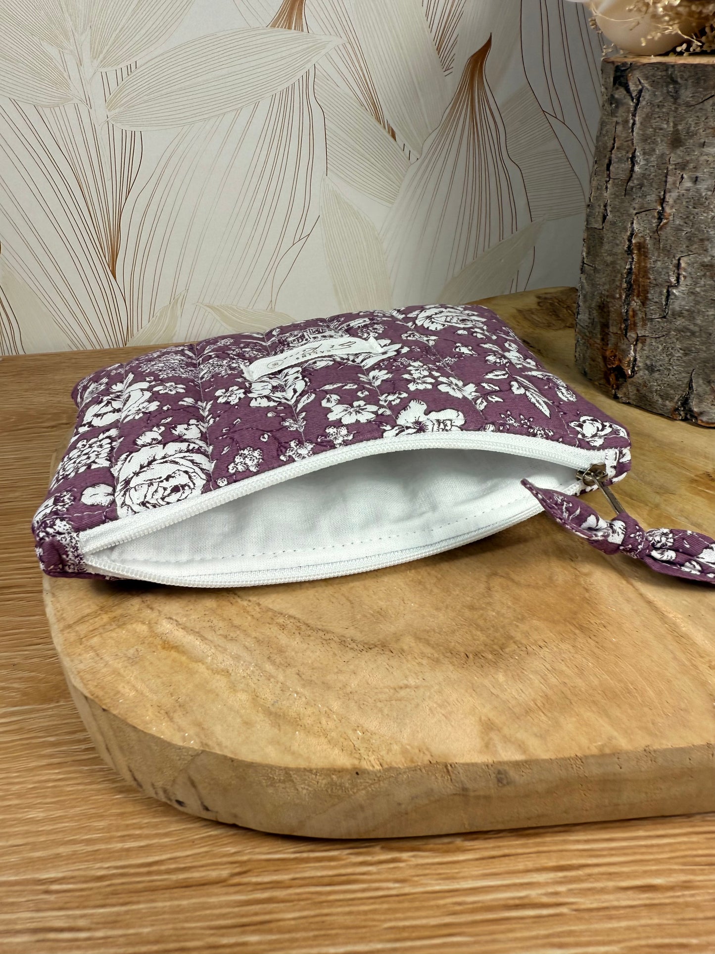 Câlins et Rêves petite pochette matelassée violet