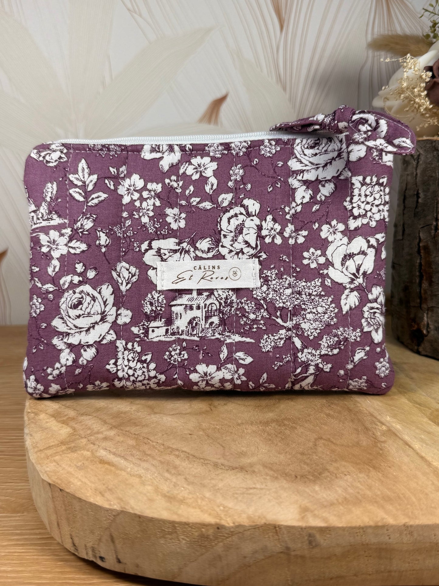 Câlins et Rêves petite pochette matelassée violet