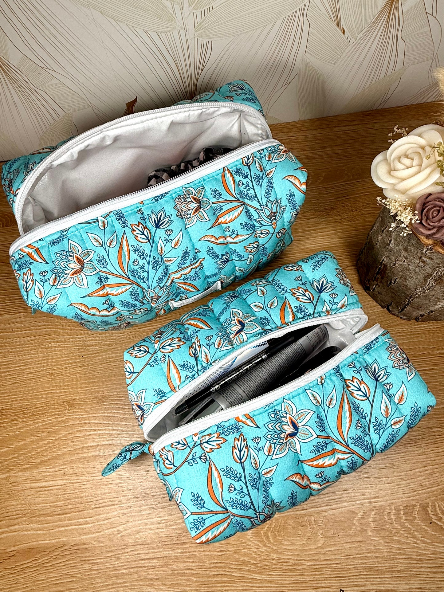 Calins et Reves trousse de toilette Arabesque bleu clair