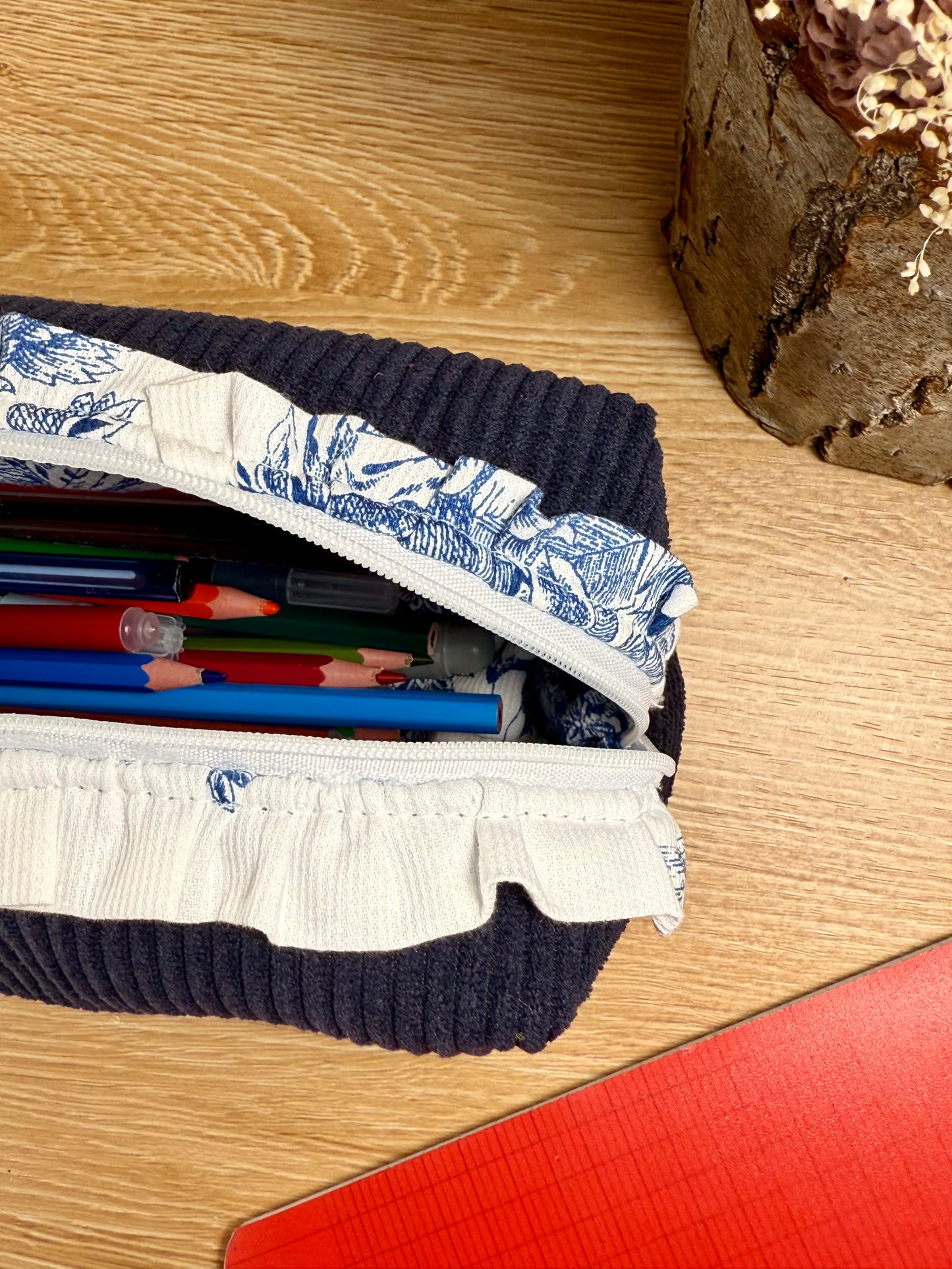 Calins et Reves velours bleu jouy