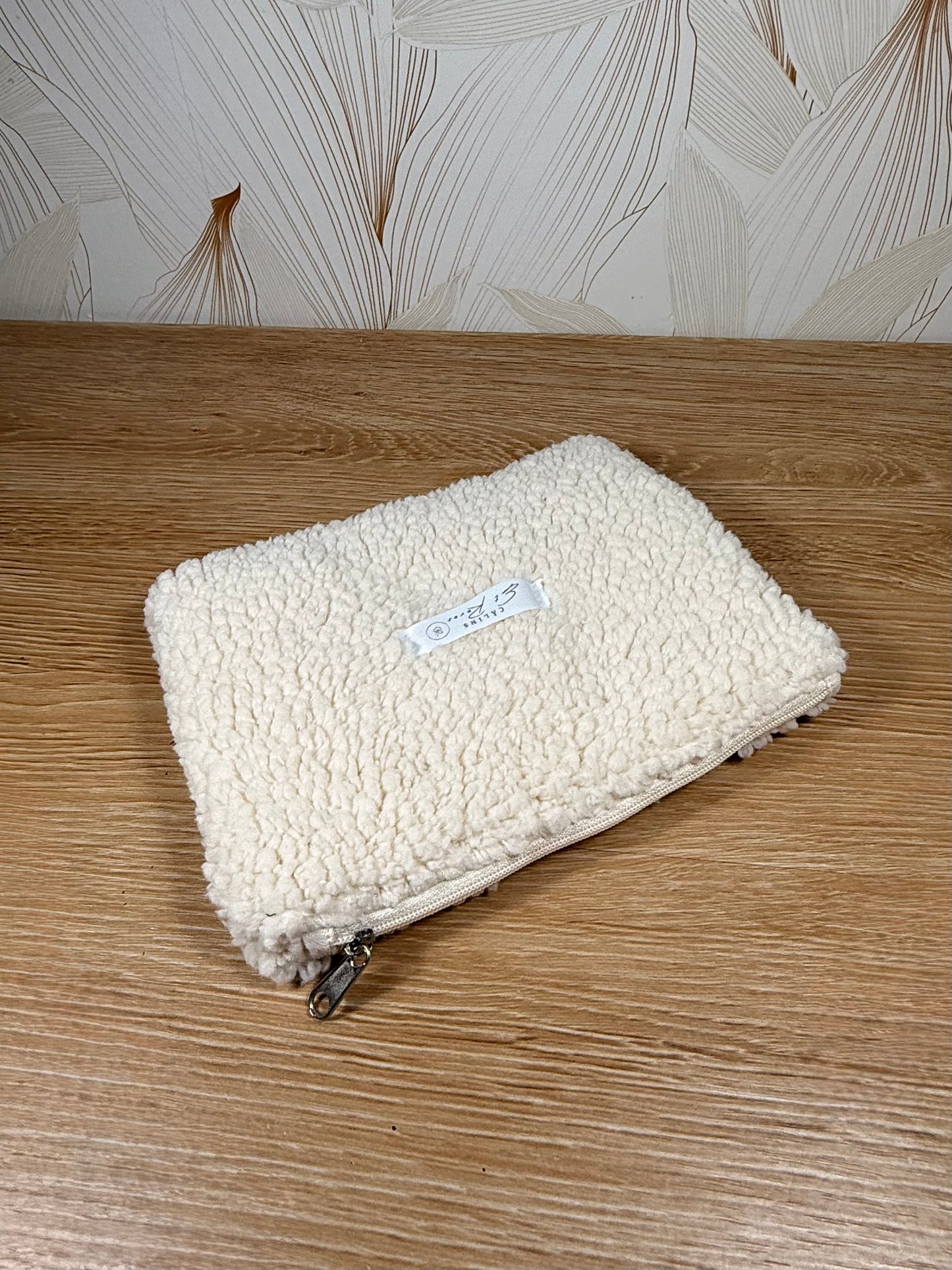 Calins et Reves petite pochette sherpa ecru