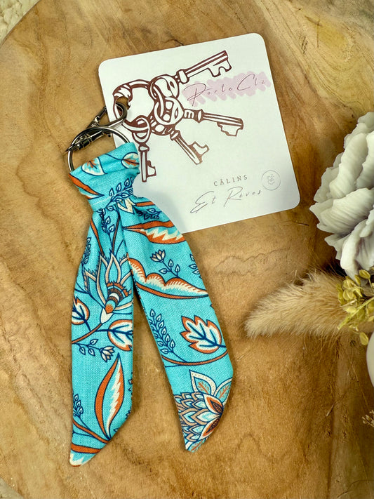 Câlins et Rêves porte clé Arabesque bleu clair