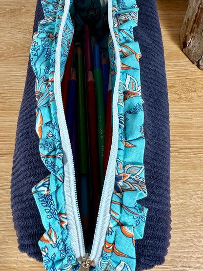 Calins et Reves trousse à crayons bleu arabesque