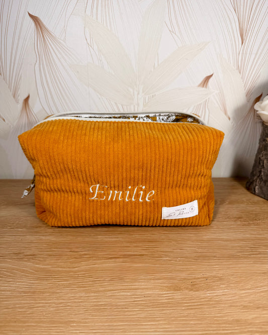 Calins et Reves Trousse de toilette personnalisée velours jaune bucolique moutarde