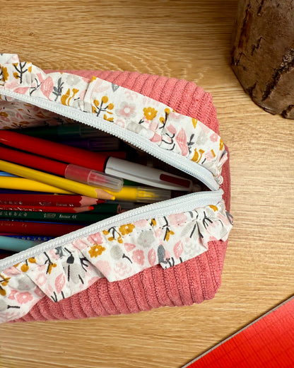 Calins et reves trousse a crayon personnalisée avec ou sans broderie