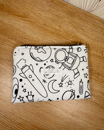 Calins et reves Petite pochette à colorier espace