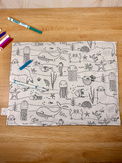 Câlins et Rêves set de table à colorier Océan
