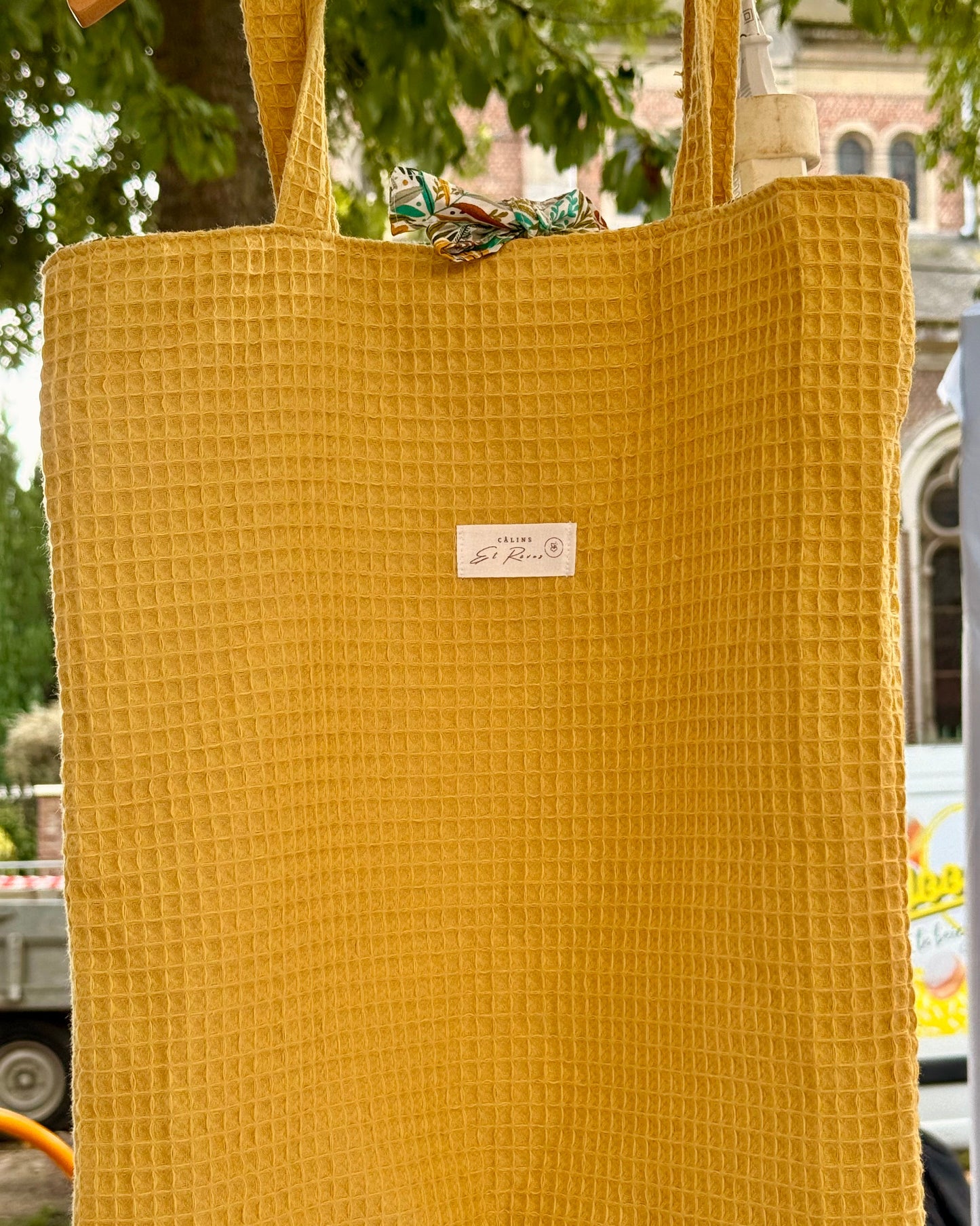 Calins et Reves tot bag personnalise nid d'abeille jaune alba