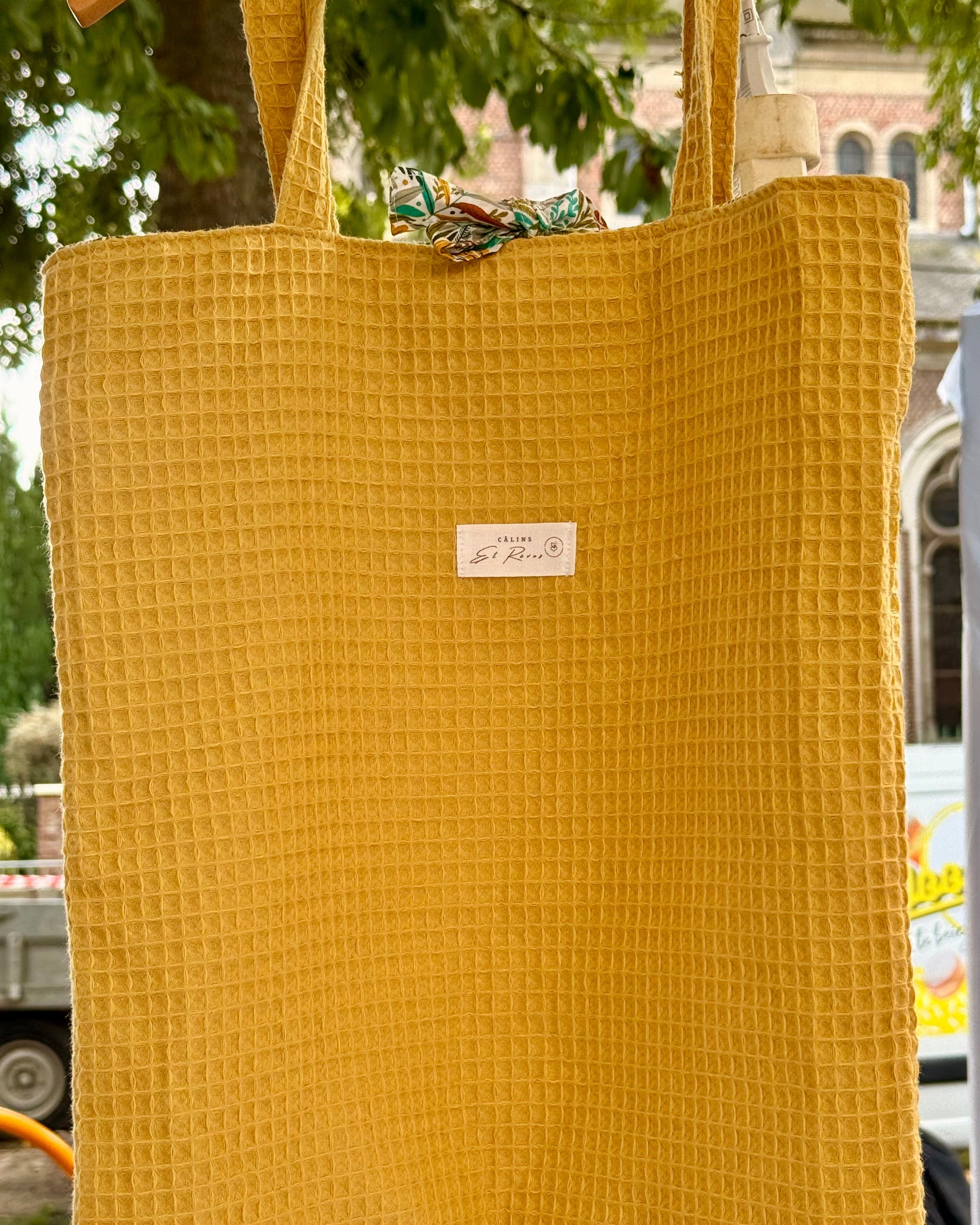 Calins et Reves tot bag personnalise nid d'abeille jaune alba