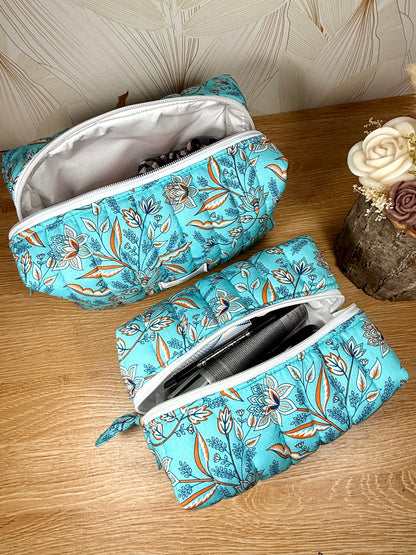 Calins et Reves trousse de toilette Arabesque bleu clair