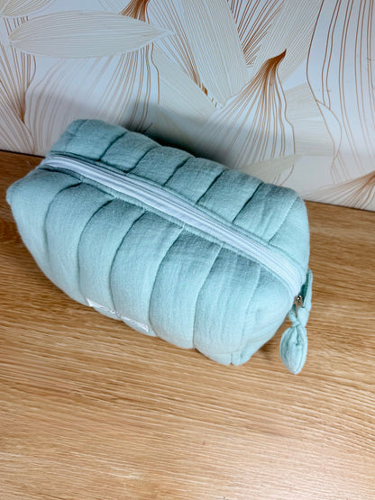 Calins et Reves trousse de toilette matelassee double gaze vert menthe