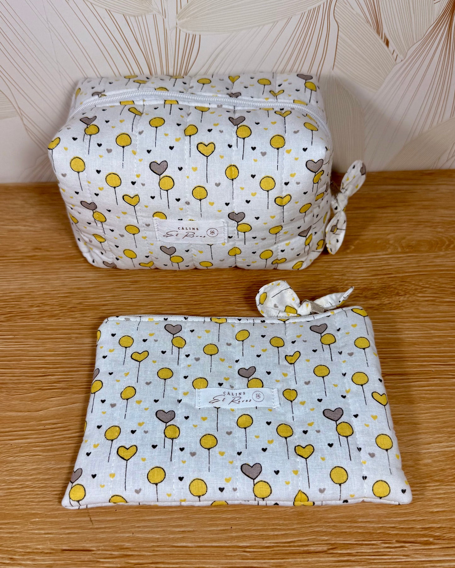 calins et reves trousse de toilette matelassee ballon coeur