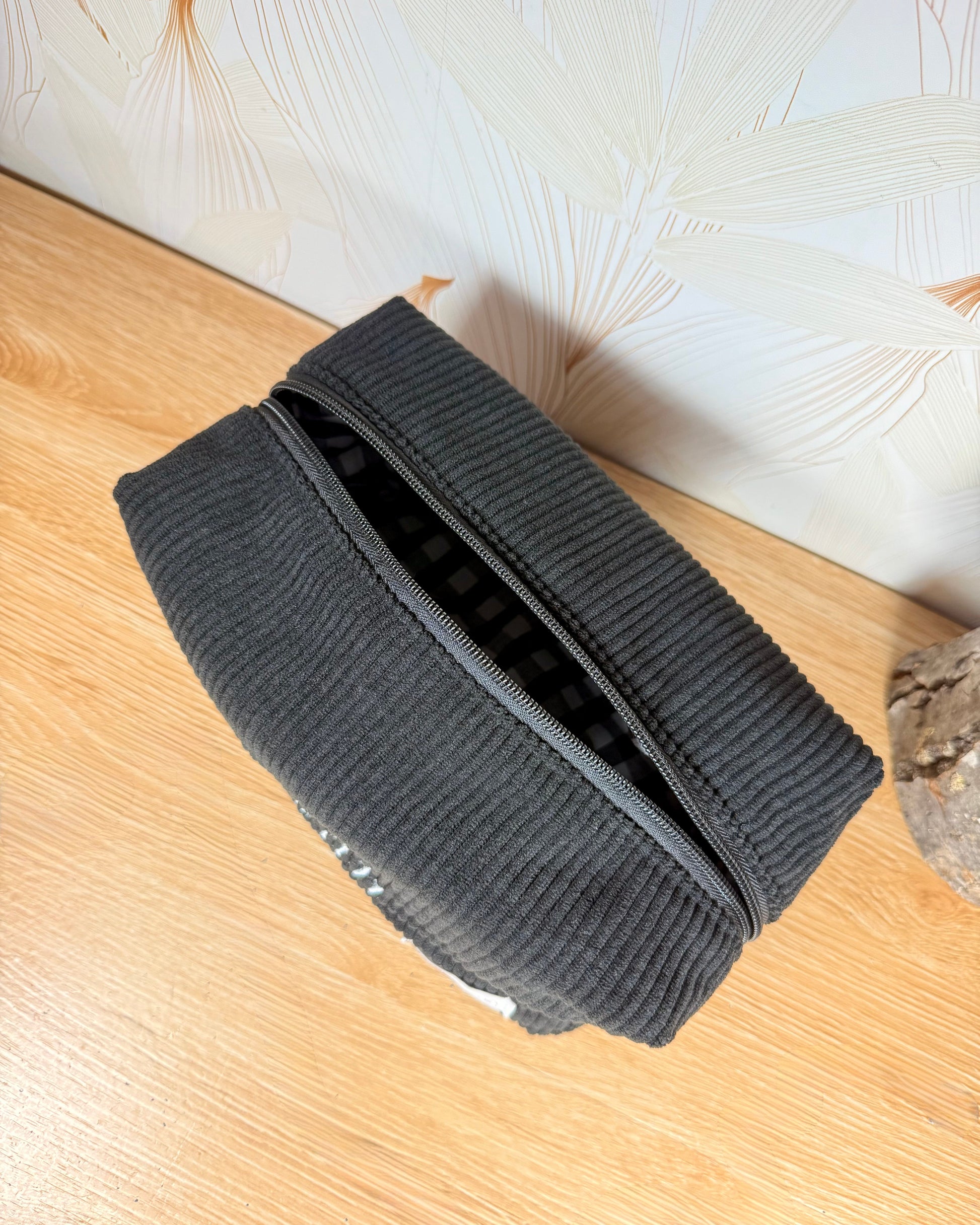 Trousse de toilette personnalisée velours noir