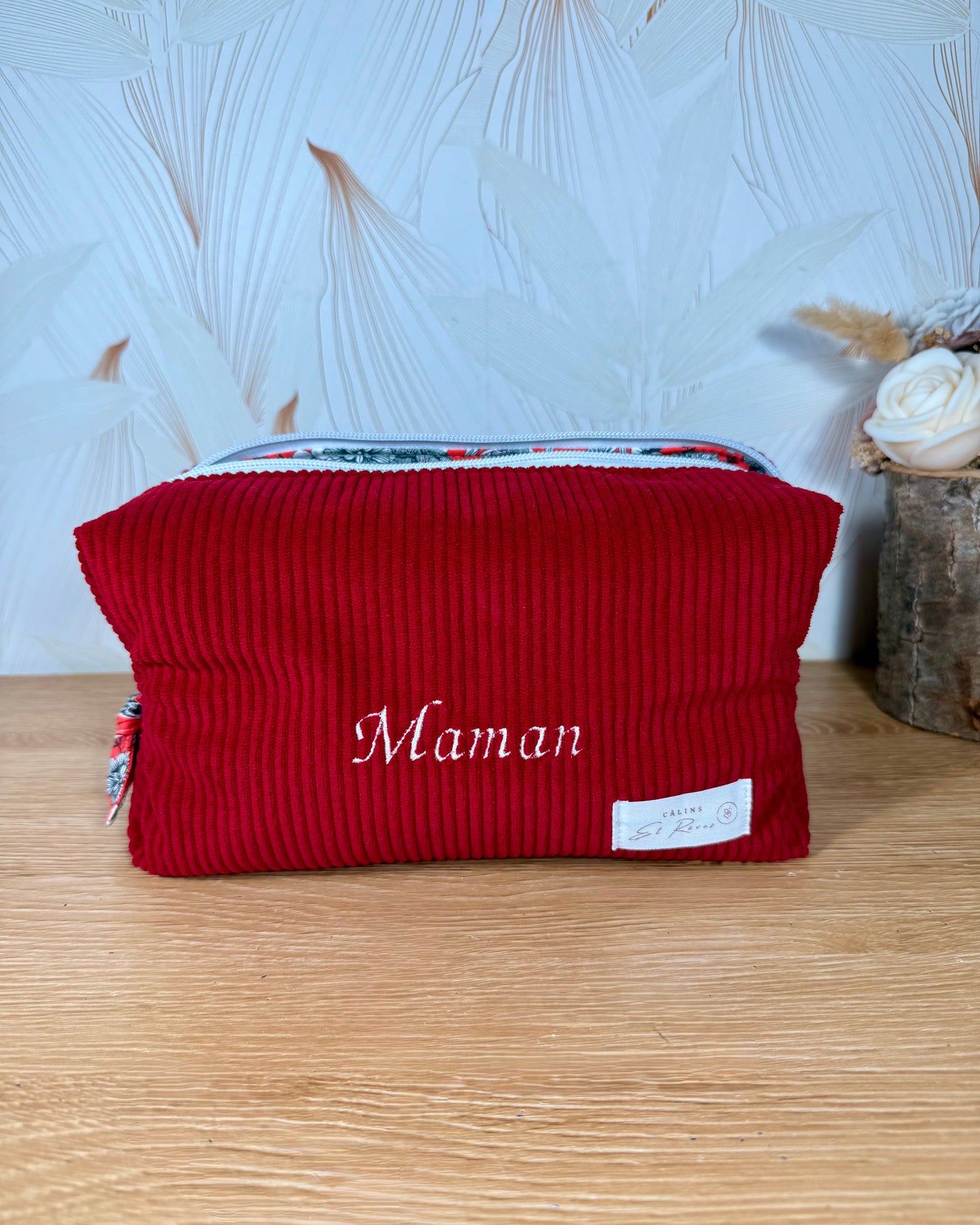 Calins et Reves Trousse de toilette personnalisée velours rouge corail 