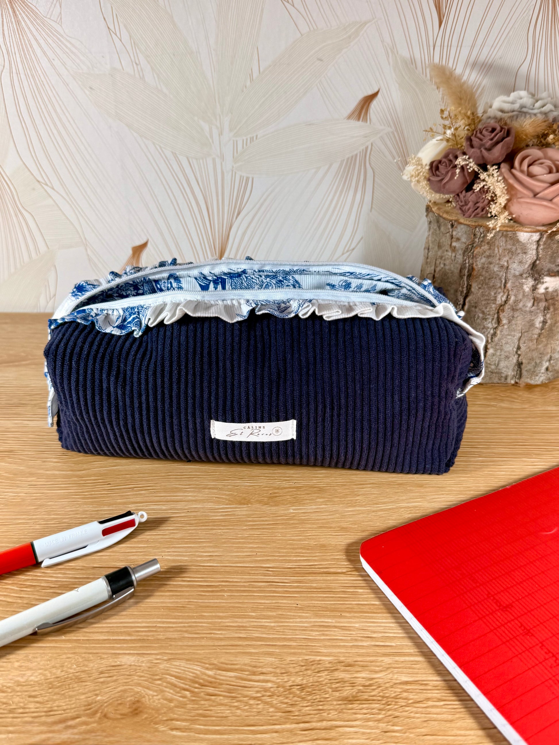 Calins et Reves velours bleu jouy